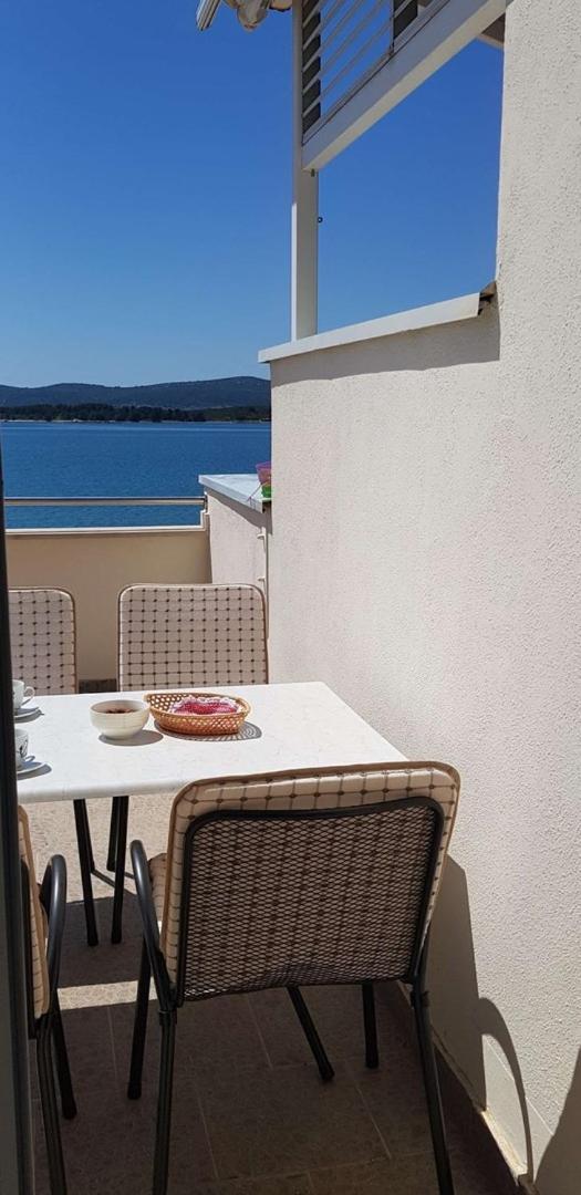 Seaside Apartments Turanj Zewnętrze zdjęcie
